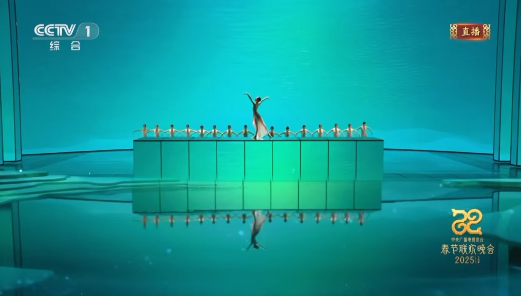 4K/8K超高清+三维菁彩声！当虹科技保障蛇年春晚精彩呈